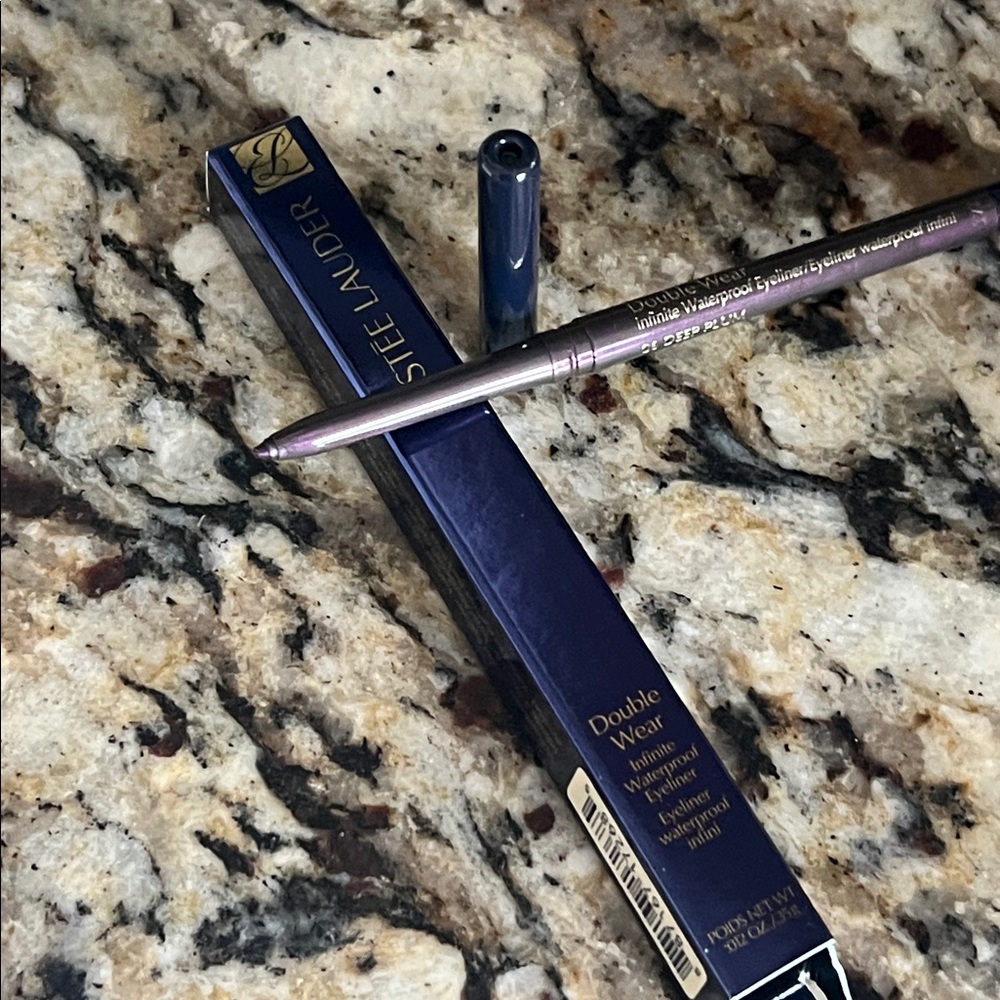 ⚡️🎃Estee Lauder Deep Plum Double Wear Waterproof Eyeliner - Picture 2 of 10